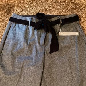 LOFT. SHARP LOOKING BLACK/WHITE PETITE “JULIE” PANTS WITH VELVET TIE! Size 12 P